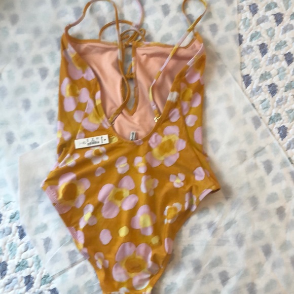 Madewell Small Swimsuit Second Wave Tie-Front Watercolor Floral One-Pie… - Picture 6 of 9